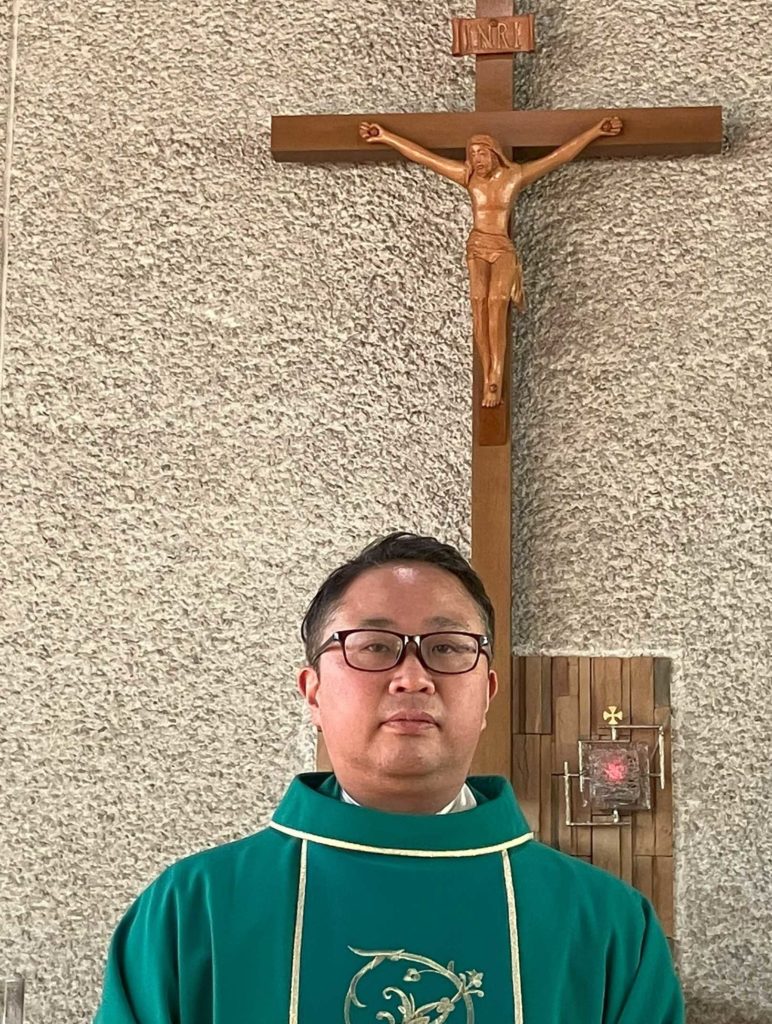 髙瀬神父様写真